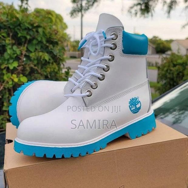 Timberland Waterproof Fashion Boots – Premium Leather Unisex photo 4