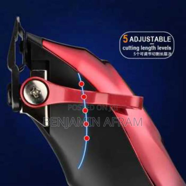 Maglev Motor Rechargeable Hair Clippers Ng-9009 photo 3