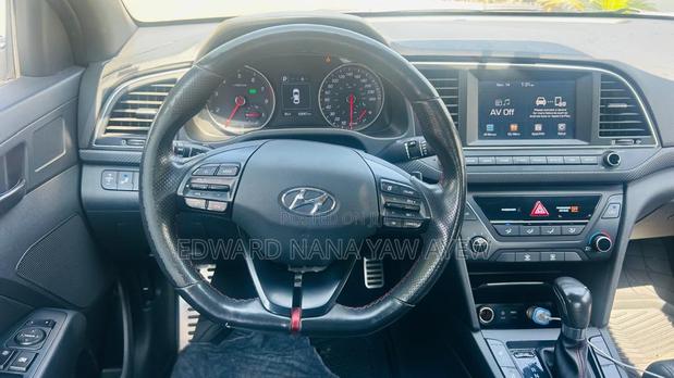 Hyundai Elantra Sport 2018 White