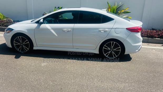 Hyundai Elantra Sport 2018 White