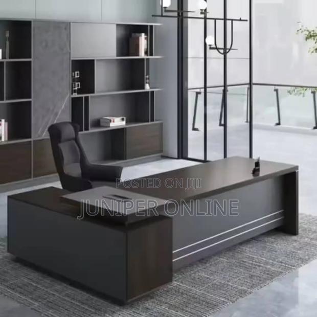 Office Desk Superior Hurd