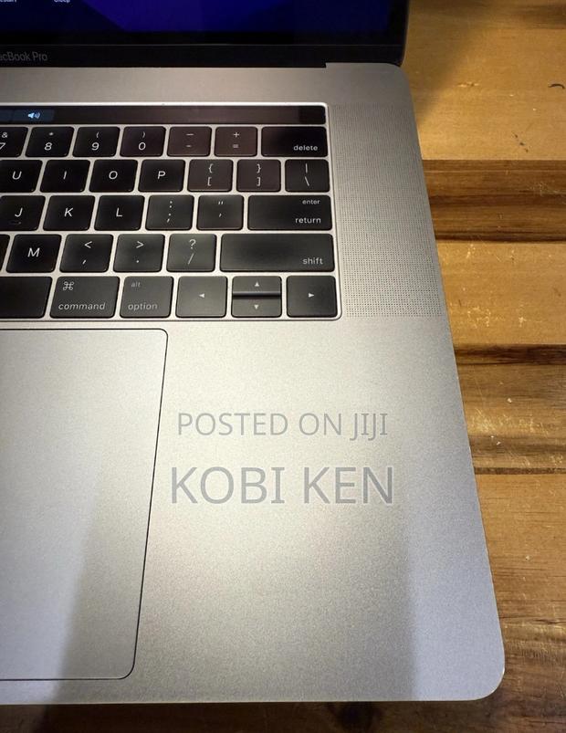 Laptop Apple MacBook Pro 2016 16GB Intel Core i7 SSD 512GB · Photo 4