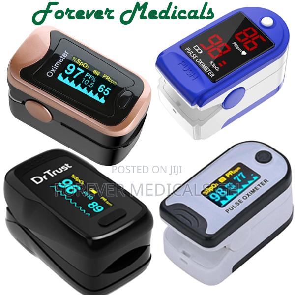 Pulse Oximeter · Photo 2