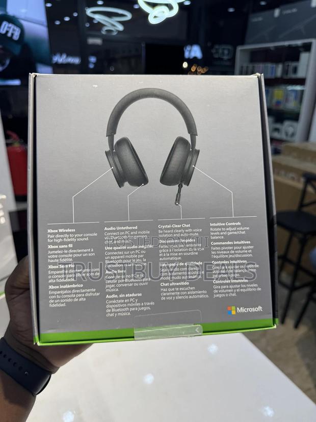 Xbox Wireless Bluetooth Headset photo 3