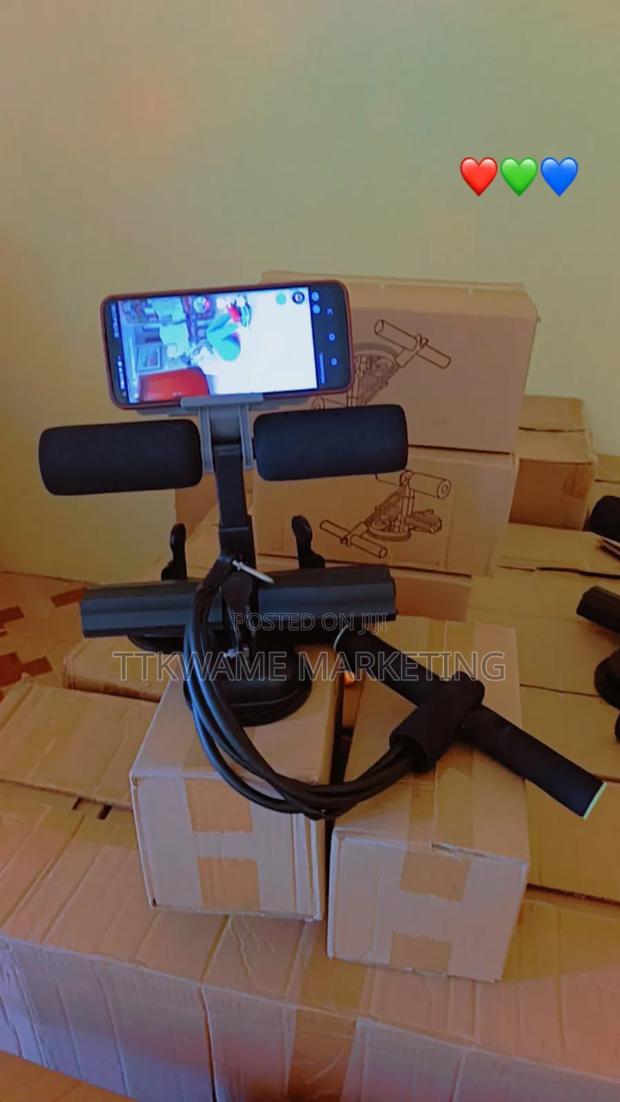3 Stand Floor Sit Up Bar With Phone Holder · Photo 2