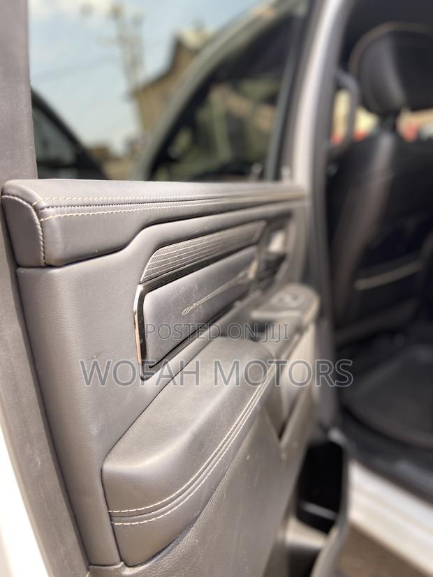 Dodge RAM 2022 White