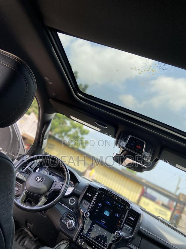 Dodge RAM 2022 White