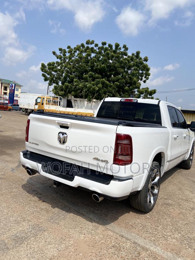 Dodge RAM 2022 White