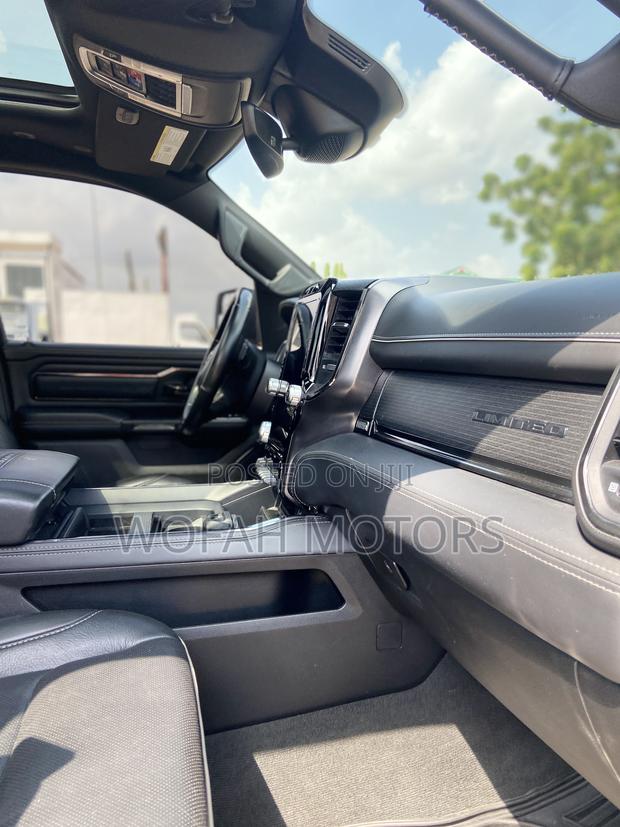 Dodge RAM 2022 White