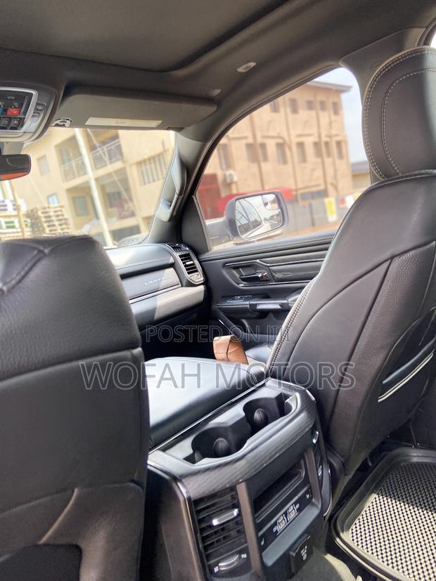 Dodge RAM 2022 White