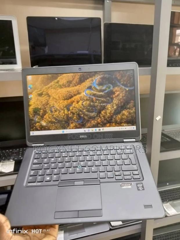 Laptop Dell Latitude E7450 8GB Intel Core i5 SSD 256GB