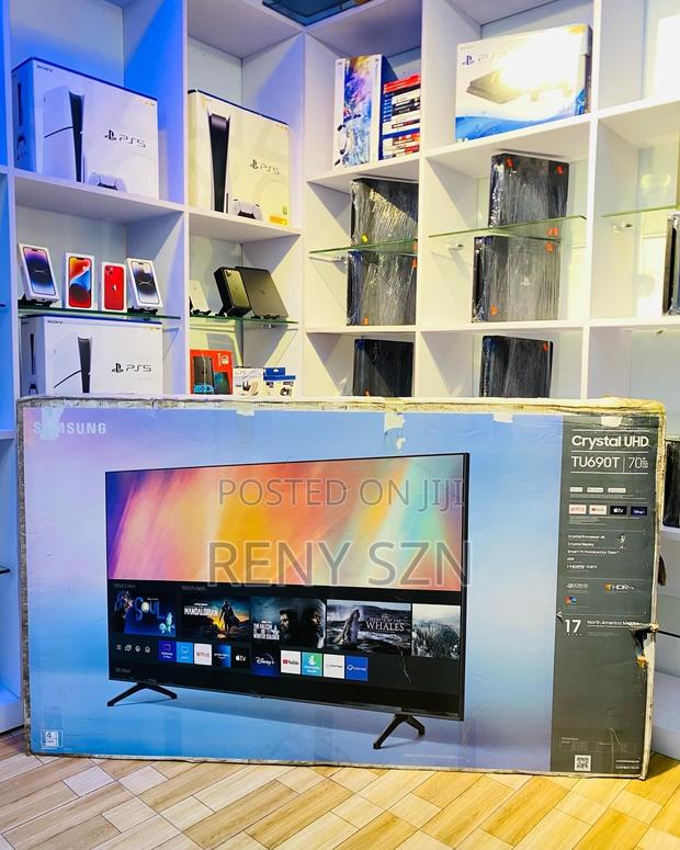 Samsung Crystal Uhd Tv (70 Inches)