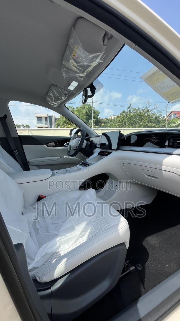 New Geely Coolray 2025 photo 5