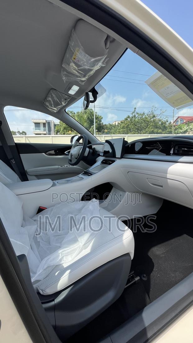 New Geely Coolray 2025 photo 4