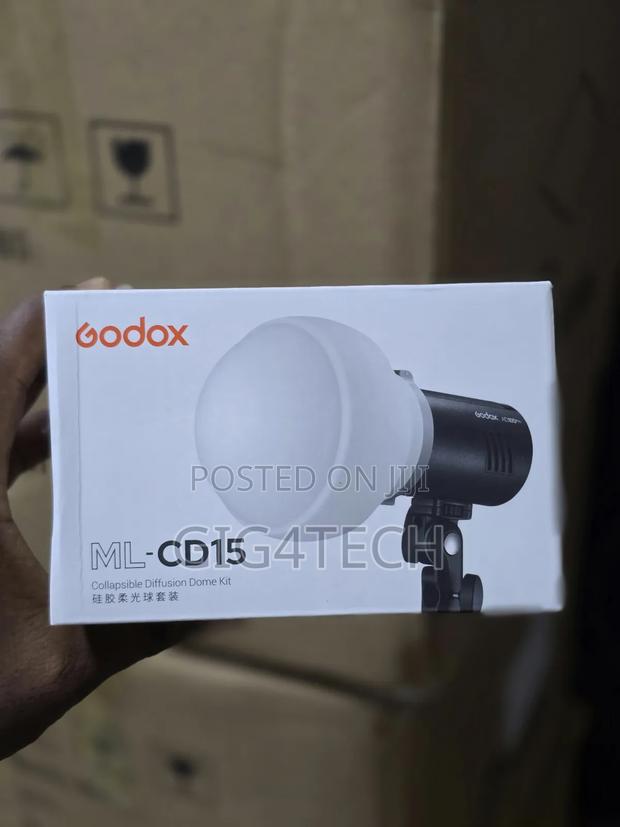 Godox Diffusion Dome With 3 Adapters for Flash and Mono Lights