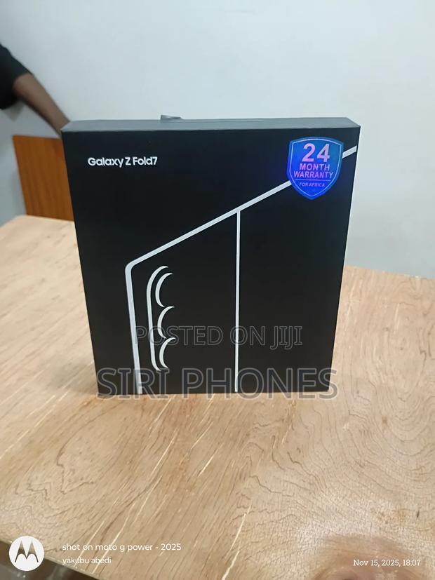 New Samsung Galaxy Z Fold7 256 GB Black