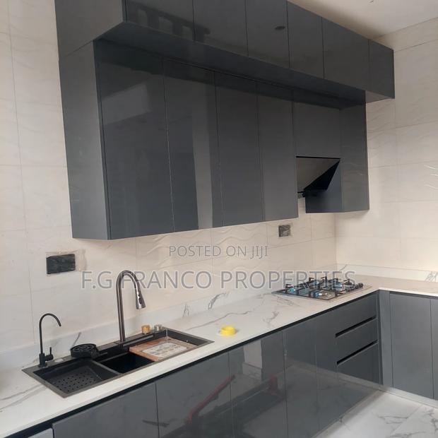 Furnished 3bdrm Apartment in Kg. Franco, Adjiriganor for sale · Photo 4