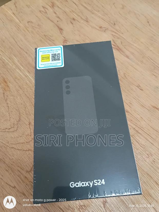 New Samsung Galaxy S24 256 GB Black · Photo 4