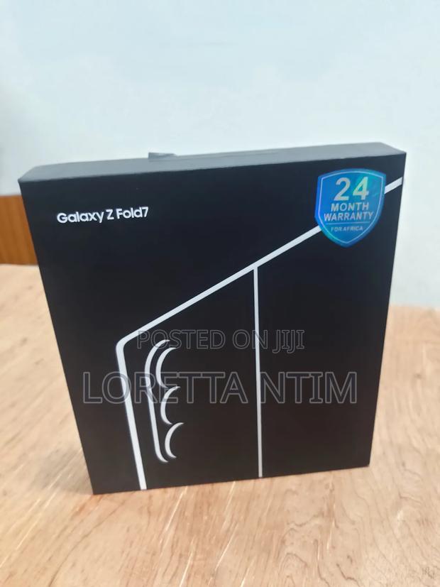 New Samsung Galaxy Z Fold7 256 GB Black photo 2