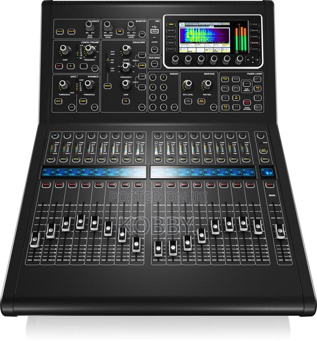 Midas M32r Digital Mixer · Photo 2