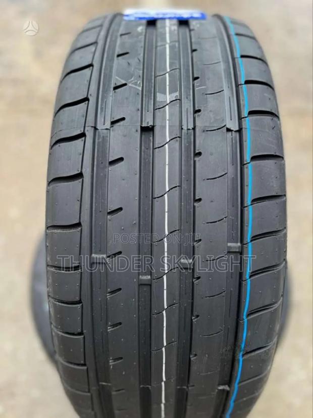 245/40r20 Tire Windforce Catchfors Uhp Tyre photo 3