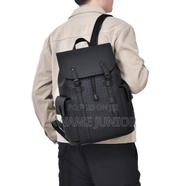 Portable Fashionable Waterproof Backpack for 15 Inches Laptop photo 2