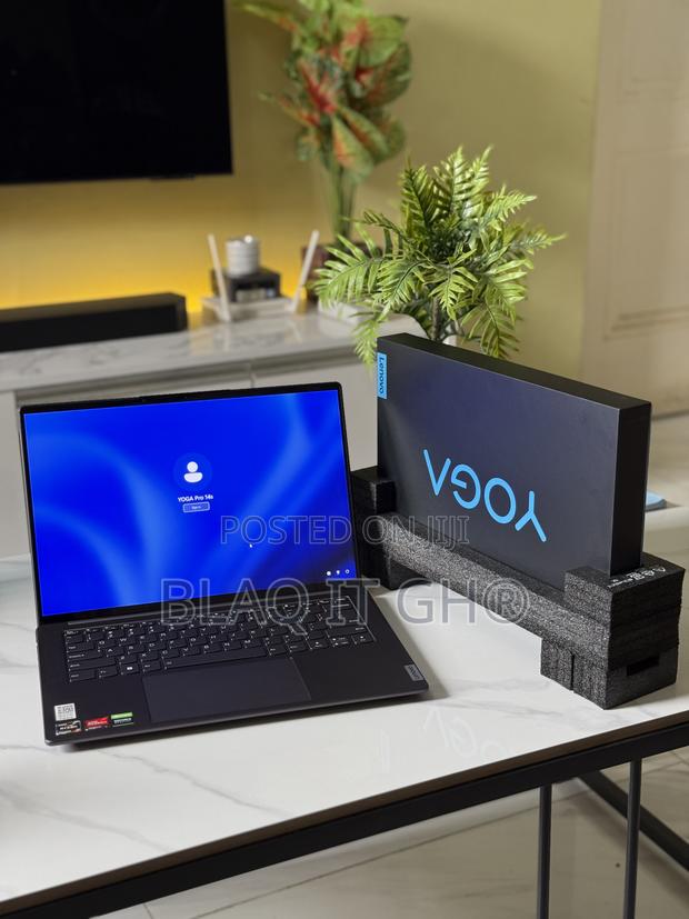 New Laptop Lenovo Yoga 7i 16GB AMD Ryzen 7 SSD 1T