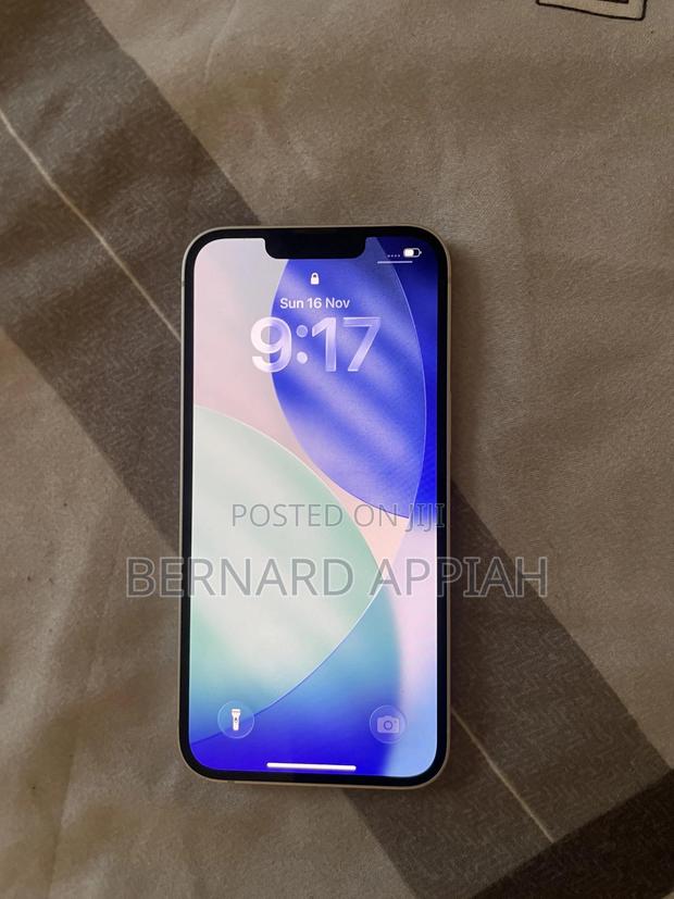 Apple iPhone 13 128 GB White
