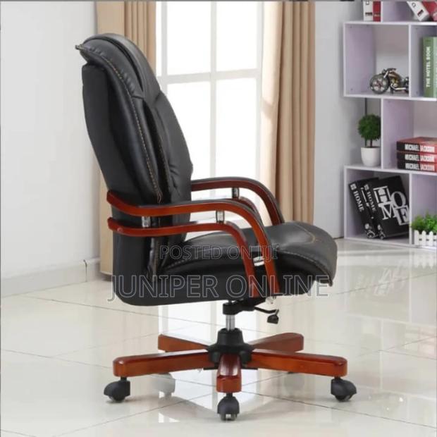 Swivel Chair Hrani Hransy · Photo 4