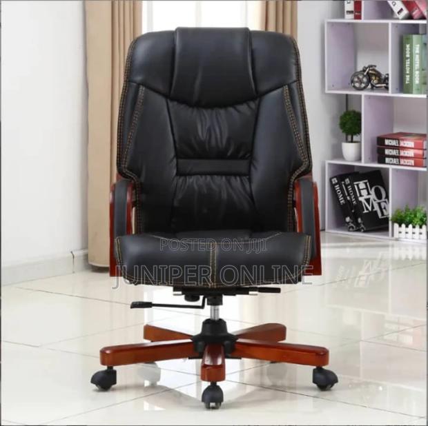 Swivel Chair Hrani Hransy · Photo 3