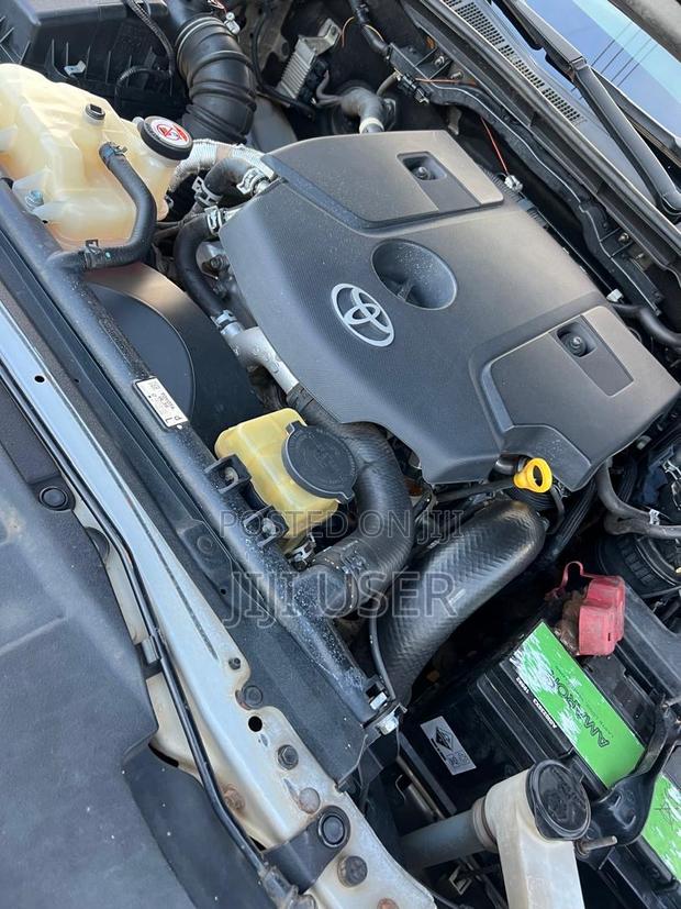 Toyota Hilux Revo Smart Cab Deisel 2.8 AWD 2018 Silver