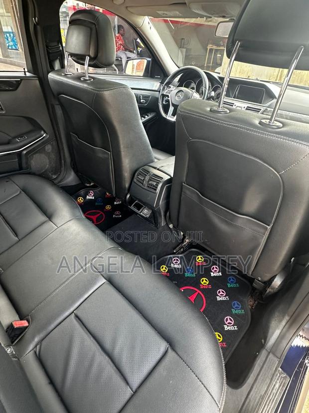 Mercedes-Benz E350 Base 4Matic Coupe AWD (3.5L 6cyl 7A) 2014 Blue photo 4