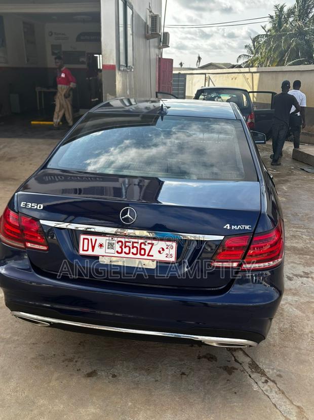 Mercedes-Benz E350 Base 4Matic Coupe AWD (3.5L 6cyl 7A) 2014 Blue photo 5