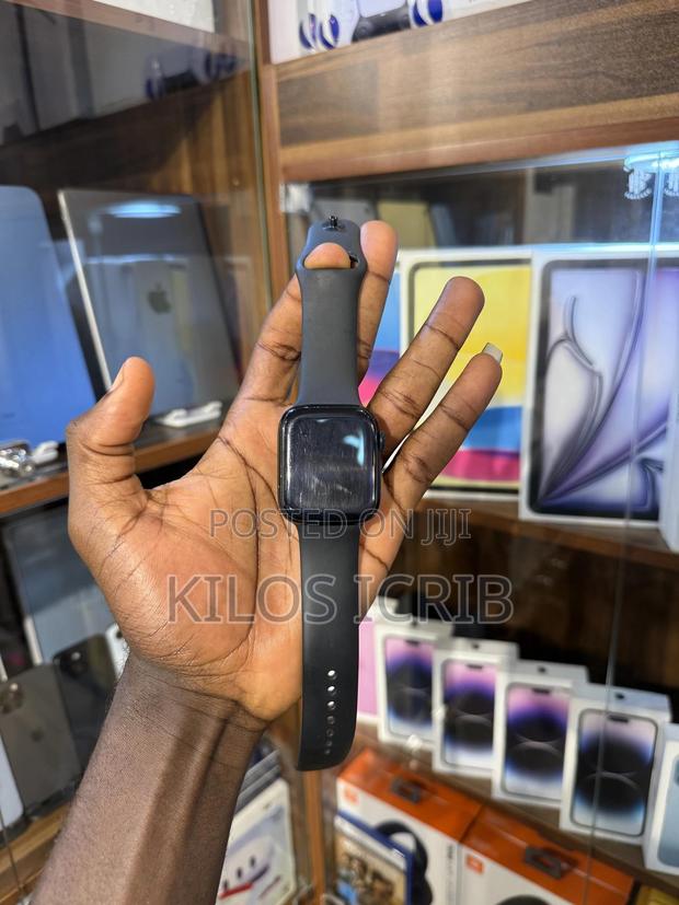 Apple Watch Series 8 45mm GPS Bh100 photo 3