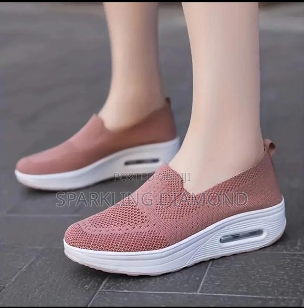 Women’S Breathable Knit Sneakers – Size 36 photo 2