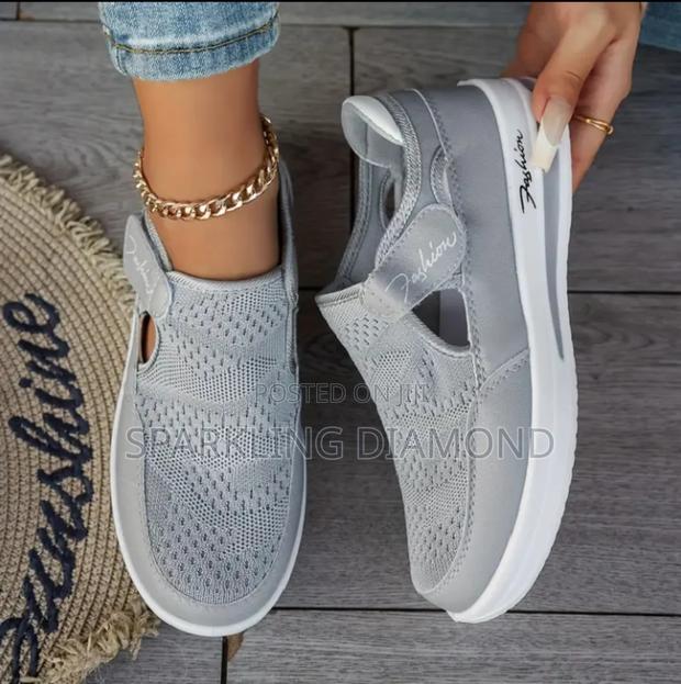 Women’S Breathable Knit Sneakers – Size 36 photo 5