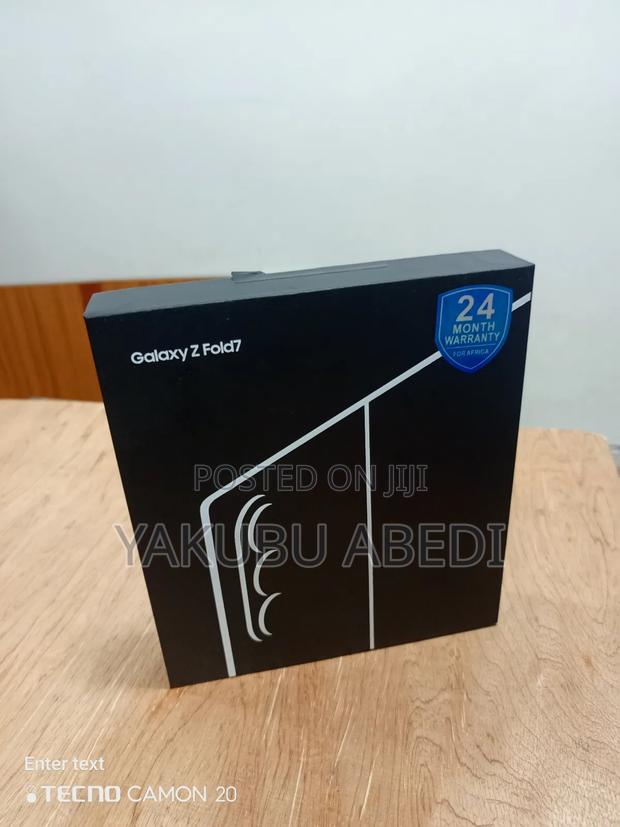 New Samsung Galaxy Z Fold7 256 GB Black photo 3