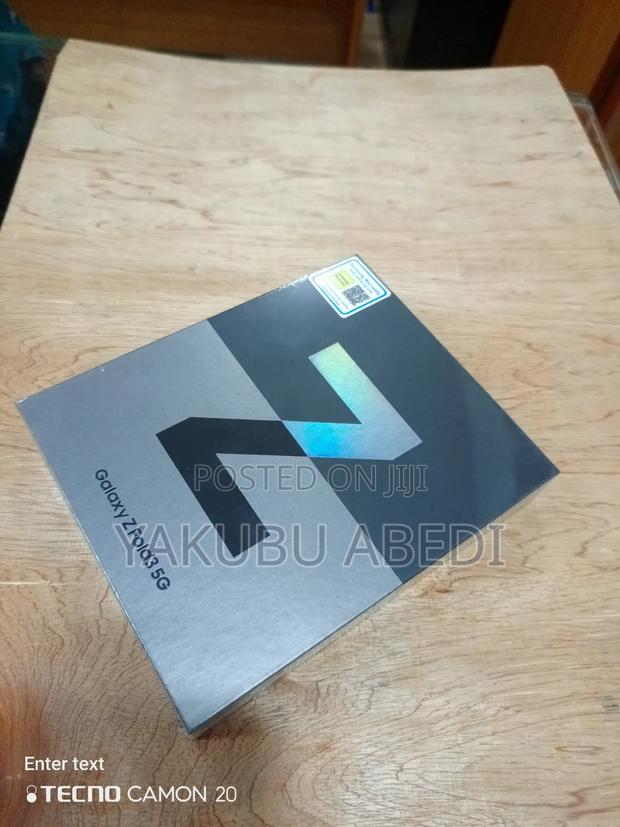 New Samsung Galaxy Z Fold4 256 GB Gray photo 2