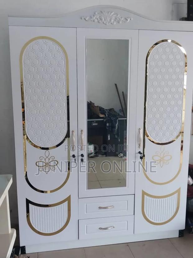 Wardrobe Truman Ashnisly