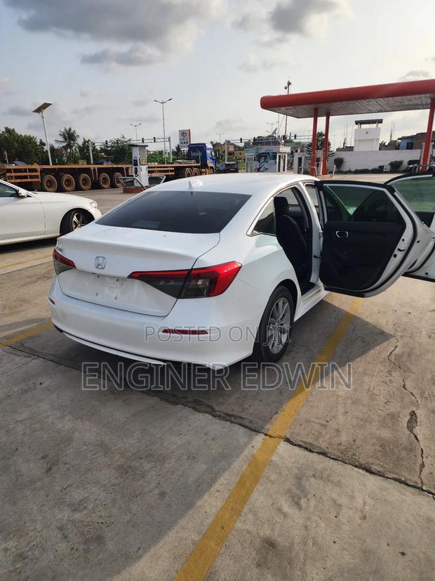 Honda Civic EX 2022 White photo 8