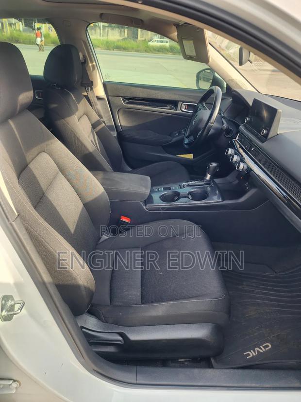 Honda Civic EX 2022 White photo 9
