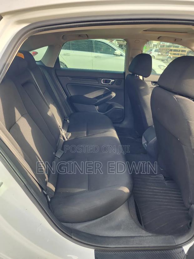 Honda Civic EX 2022 White photo 10