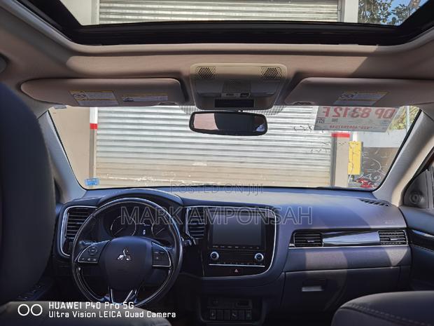 Mitsubishi Outlander SE S-AWC 2020 Red