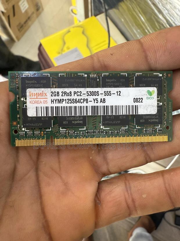 Pc2 Laptop Ram From Uk (2gb ) Original photo 3