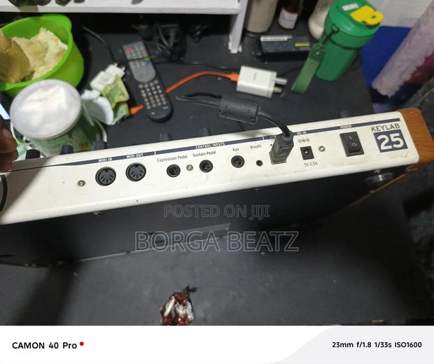 Arturia Keylab Midi Studio Controller photo 2