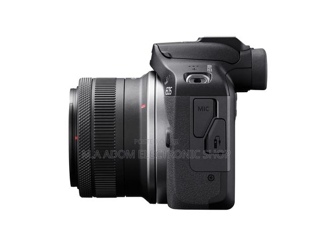 Canon Eos R100 Camera With Flash