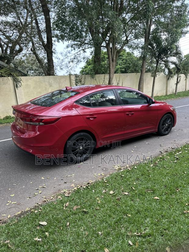 Hyundai Elantra SE Sedan FWD (2.0L 4cyl 6M) 2017 Burgundy