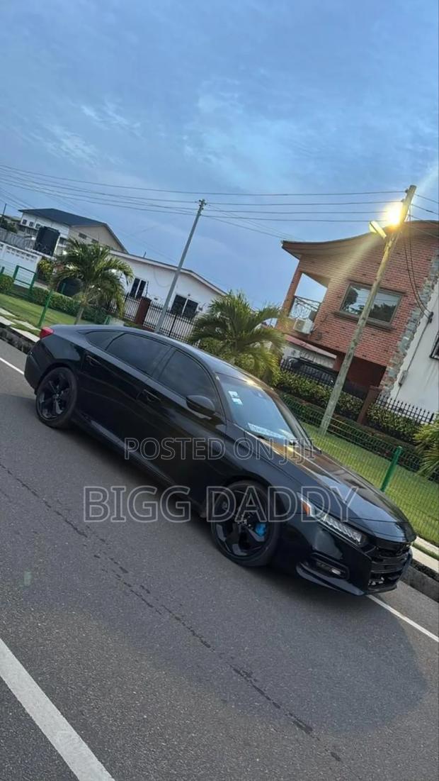 Honda Accord 2019 Black