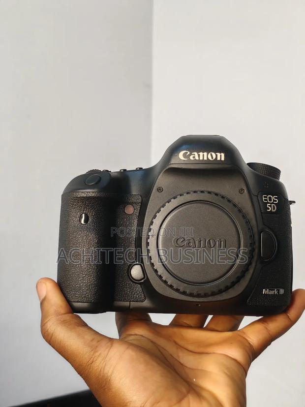 Canon 5d Mark Iii Camera Body Only – Full Frame DSLR