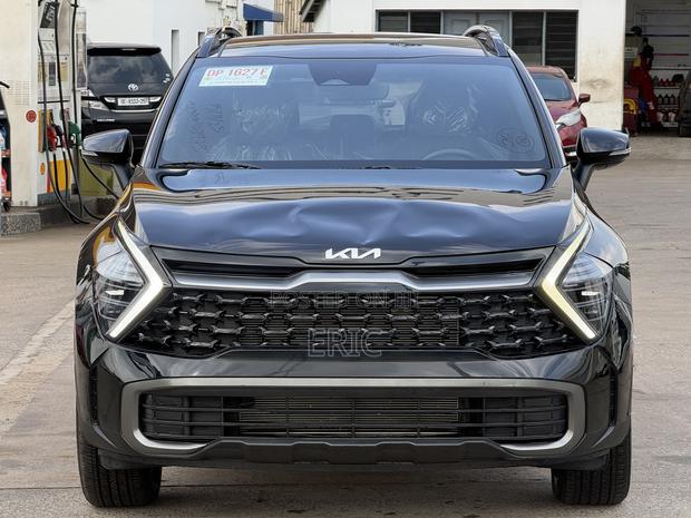Kia Sportage X-Pro 2024 Black